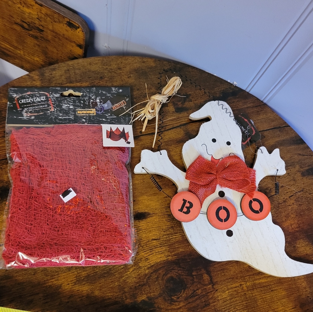 Halloween decorations red creepy cloth & cute ghost wall decor